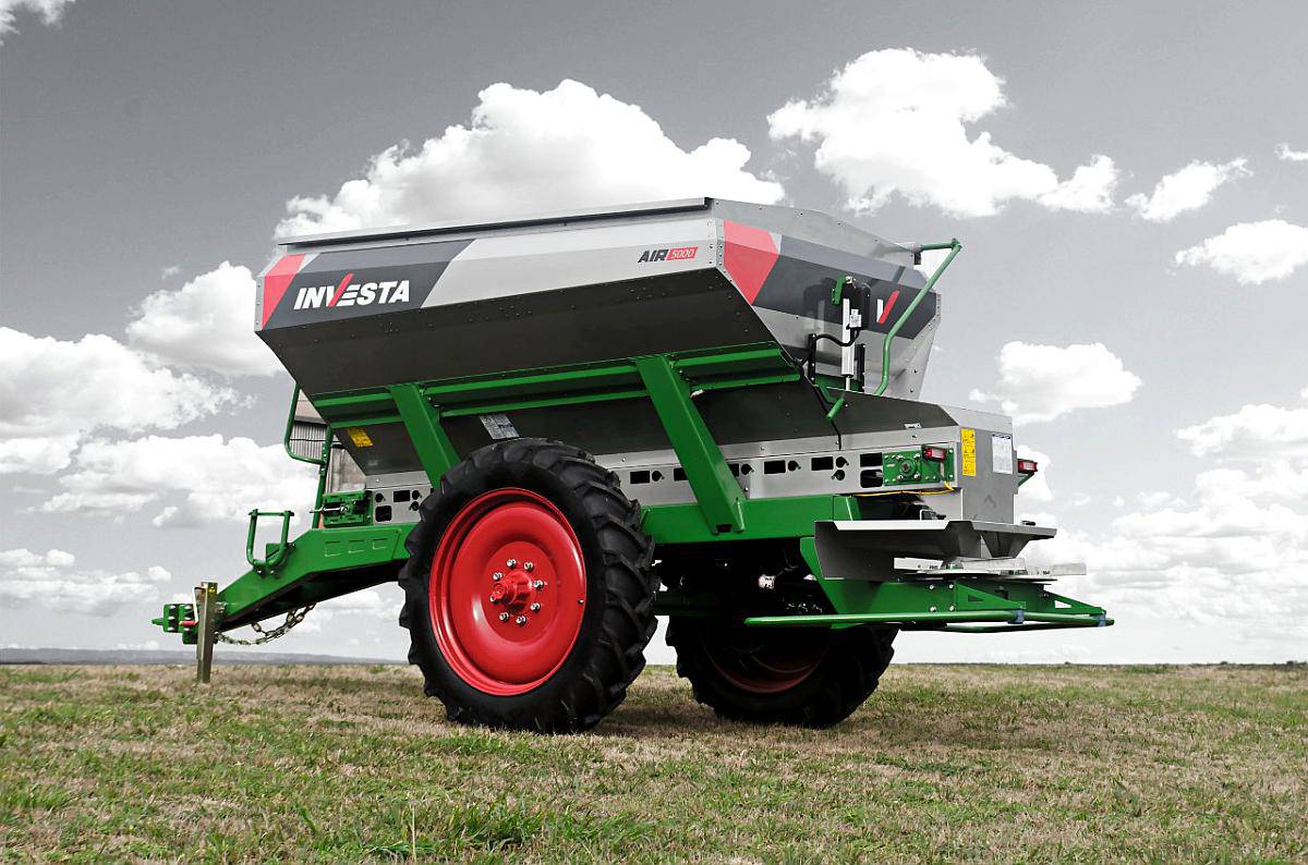 Fertilizadora de Arrastre Invezta AIR 5000, año 2025