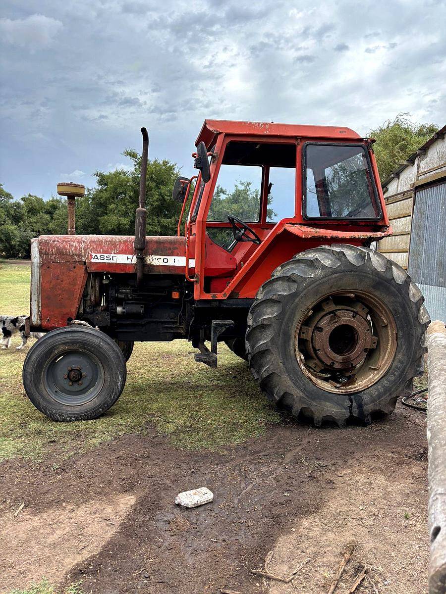 Tractor Mazzey Ferguson 1175