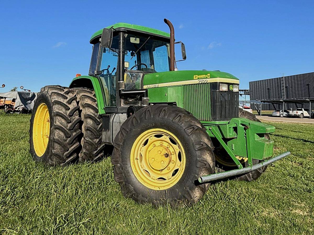 Tractor John Deere 7500 DT (145 HP) 2000