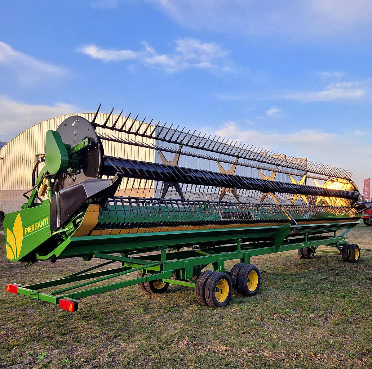 Draper Piersanti de 35 Pies para John Deere - Disponible