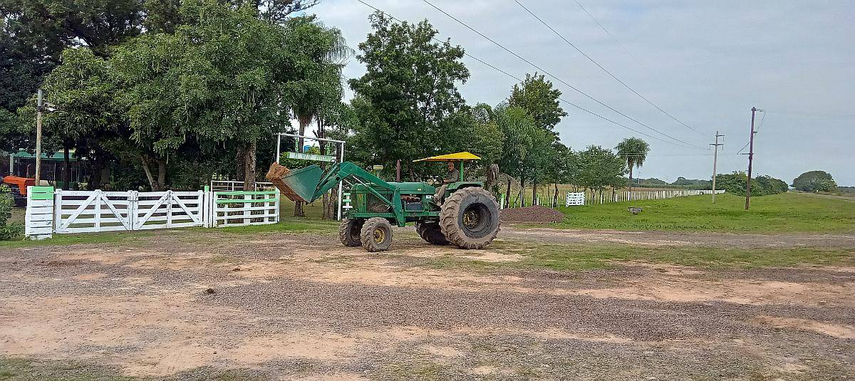 Tractor John Deere 4530
