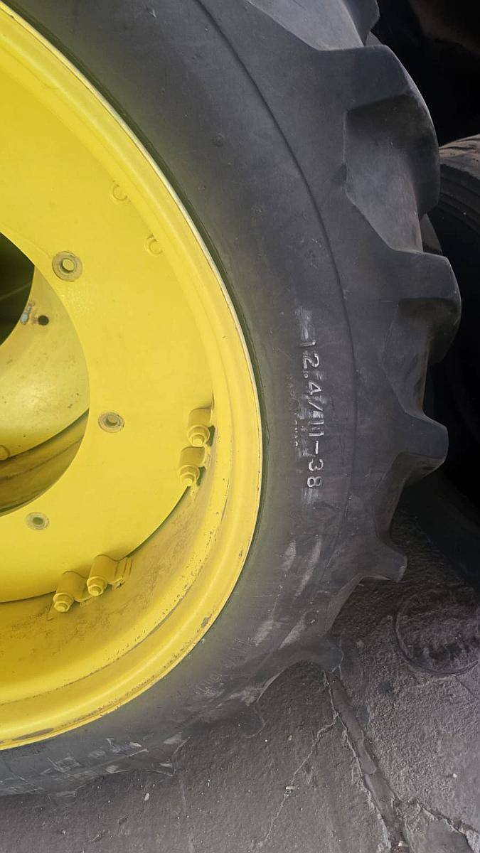 Cubierta Firestone 12.4/11-38 + Llanta C Disco + CAM + Prot