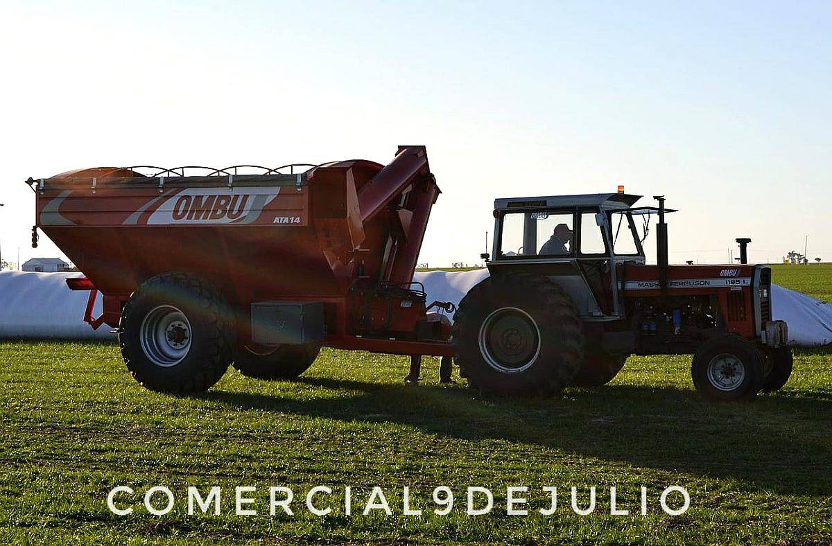 Tolva Autodescargable Ombu ATA 14 Nueva - 9 de Julio