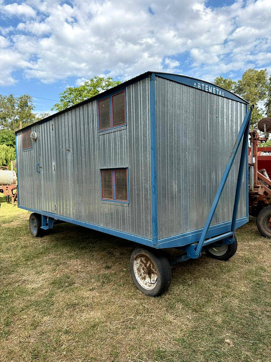 Casilla Rural Artemetal Nueva de 5x2,20 en Impecable Estado