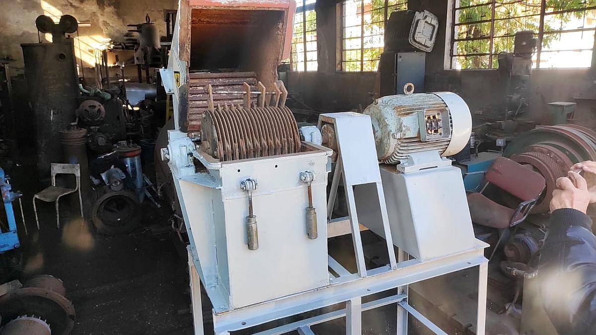 Molino a Martillo con Motor