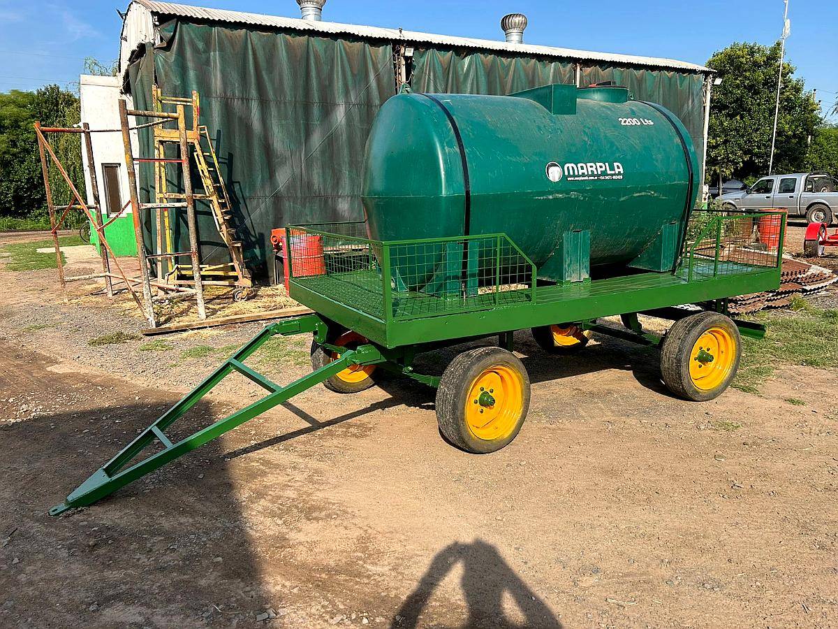 Tanque de Apoyo 2.200 Lts