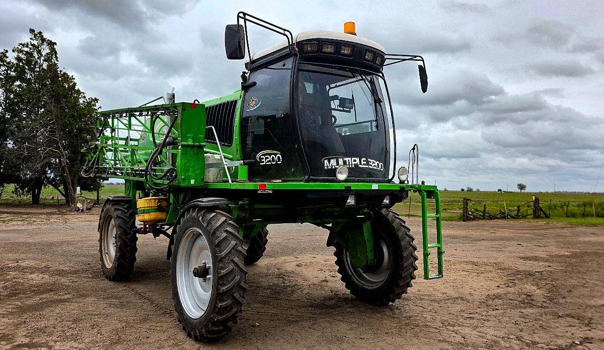 Metalfor 3200 año 2005 25metros