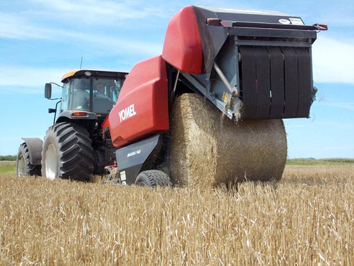 Rotoenfardadora Magna 940 CUT Plus Cámara Variable Yomel