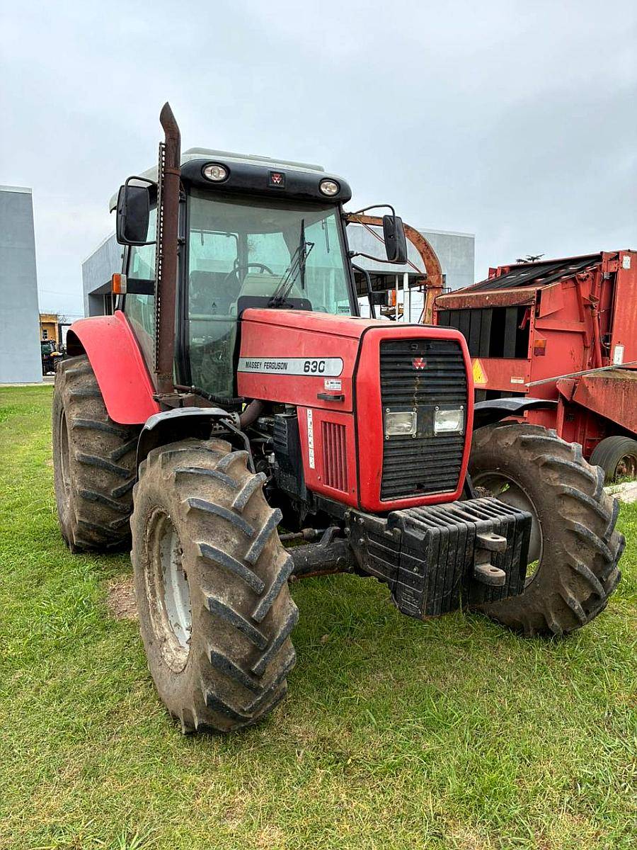 Tractor Massey Ferguson 630 DT