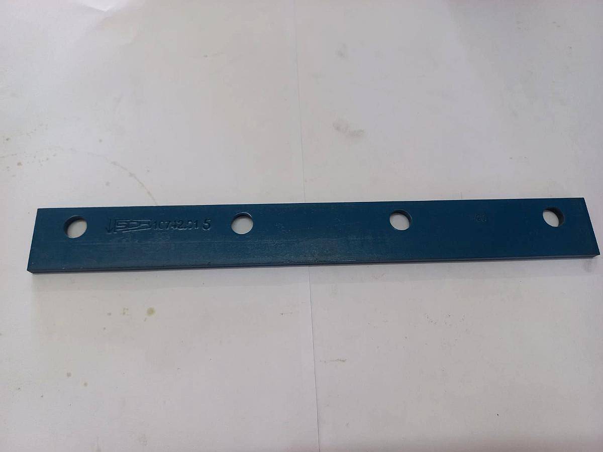 Barra Guía 4 X D10 - 5mm Case / Macdon SCH 10742.01