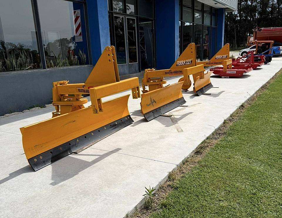 Niveladora de 3 Puntos - Nuevas Stock