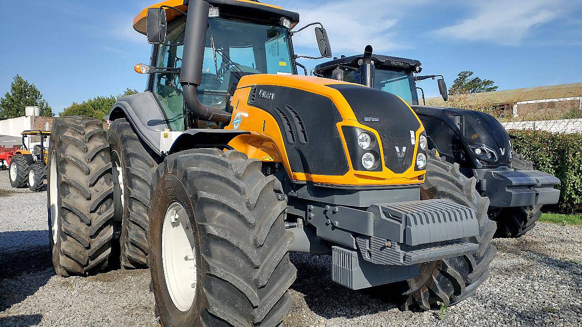 Tractor Valtra BT 210