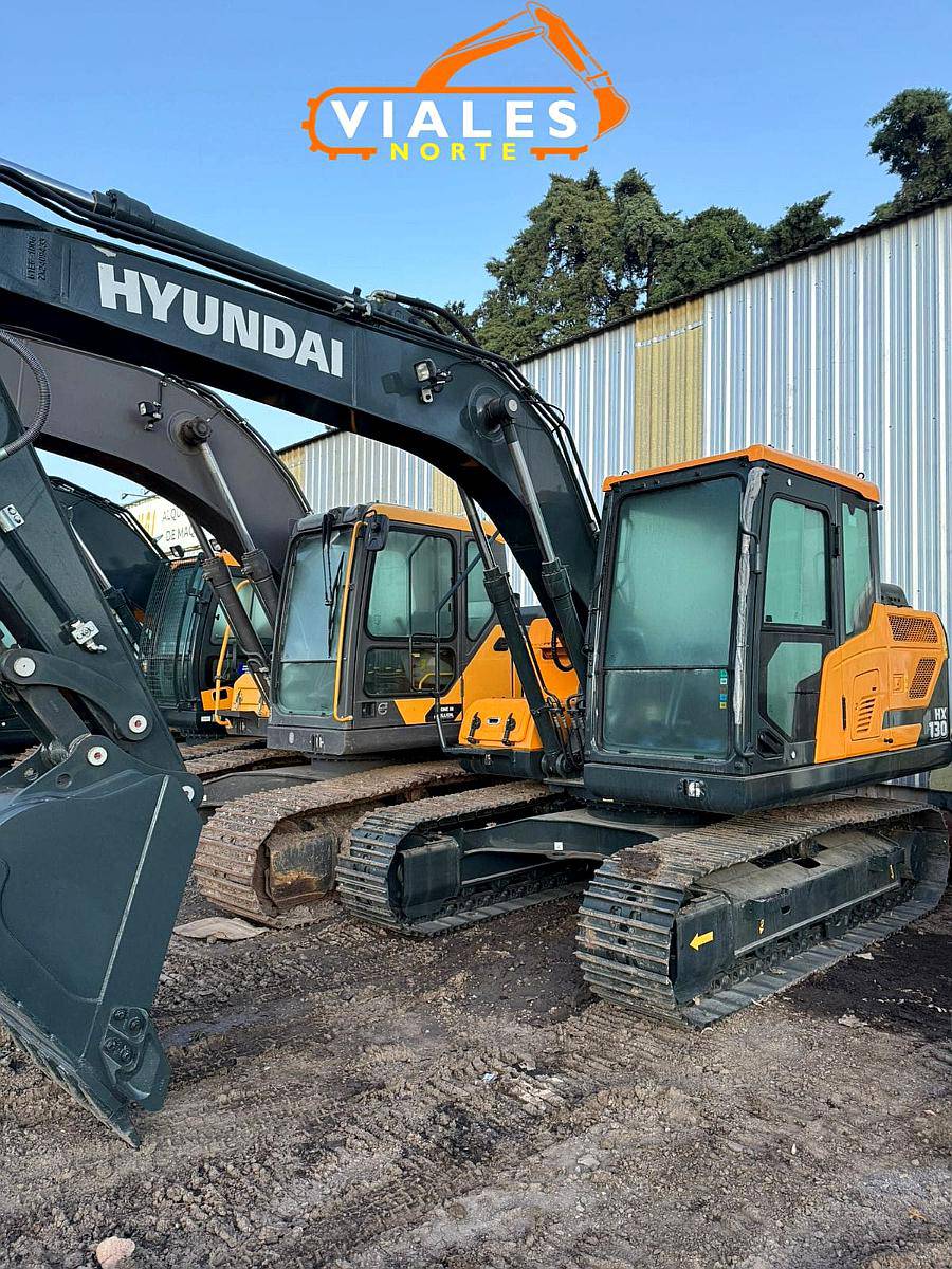 Excavadora Sobre Orugas Hyundai HX130