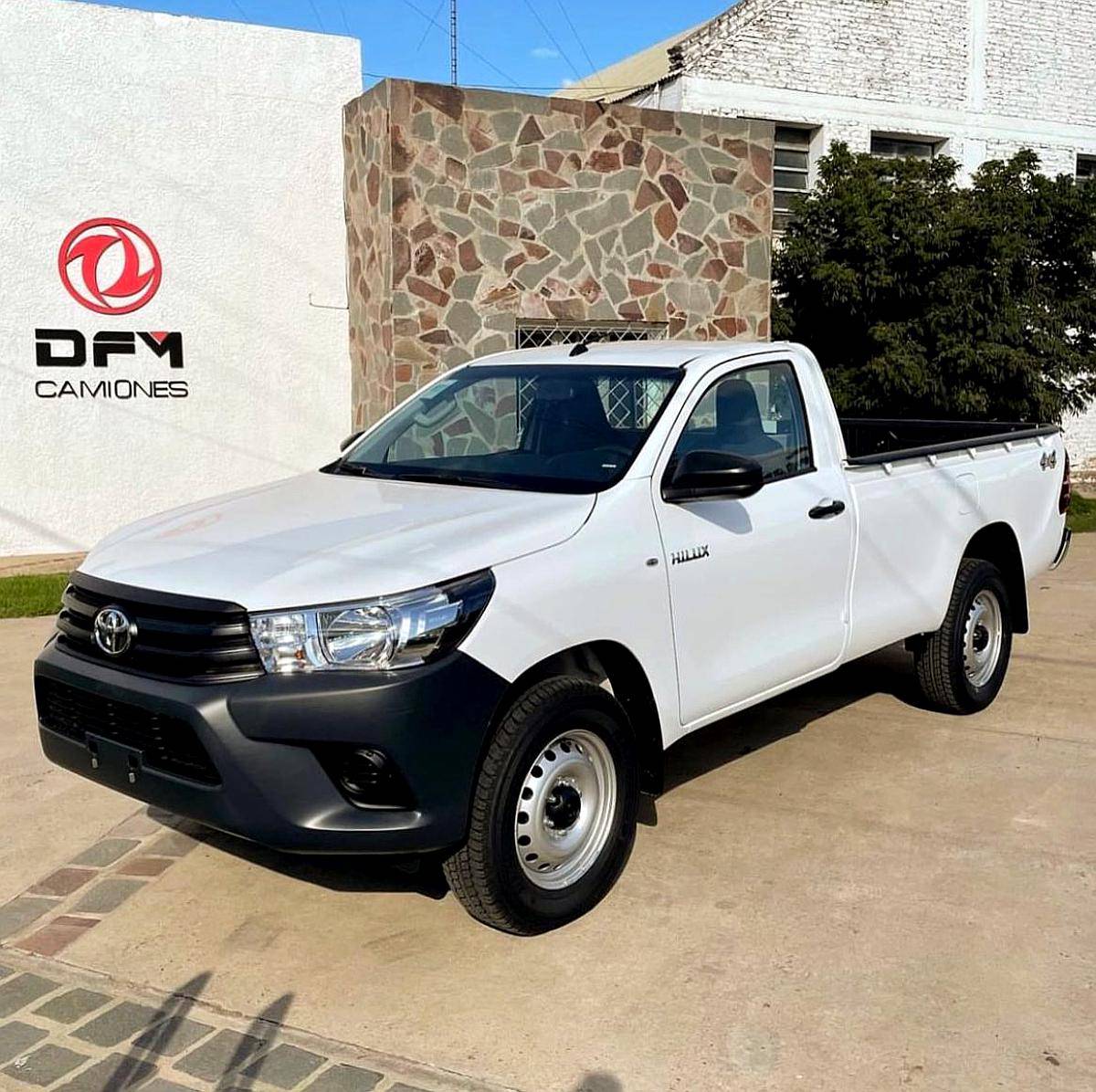 Hilux C/simple 2.4 TDI 4X4 0km MY2025 Disponible