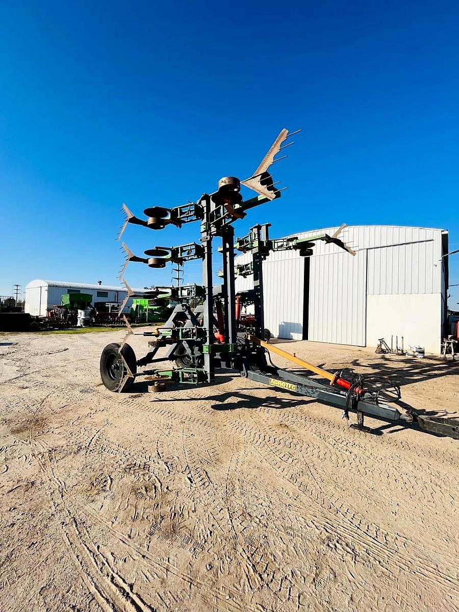 Carpidor Controlador de Malezas Agrotec.