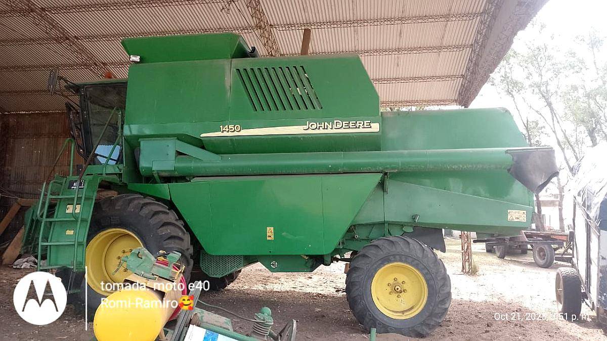 Cosechadora John Deere 1450, 5.000 Hs Motor, con Maicero