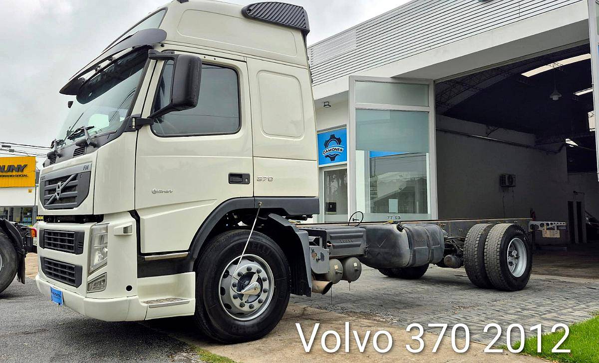 Camión Volvo 370 (2012)