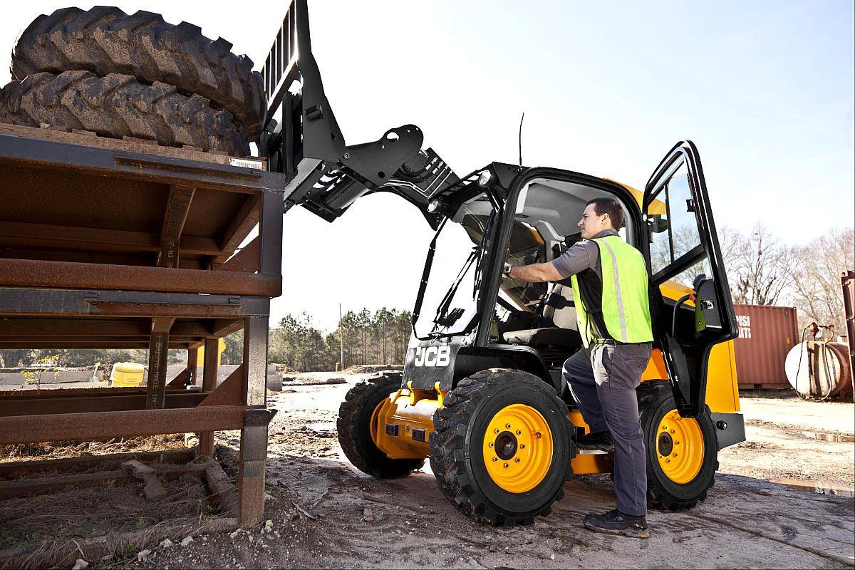 Minicargadora JCB 175 OKM