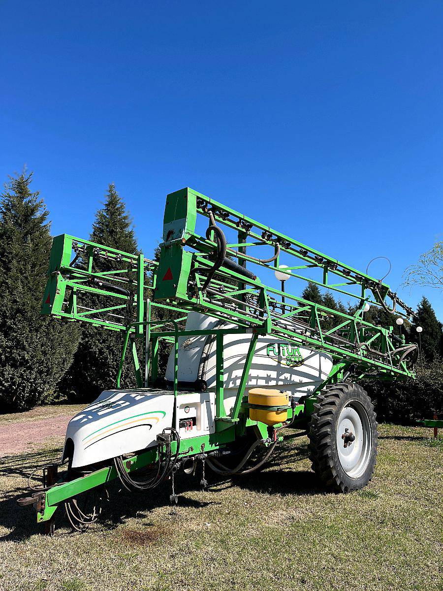 Metalfor Futur - 3.000 Lts. Pulverizador de Arrastre.