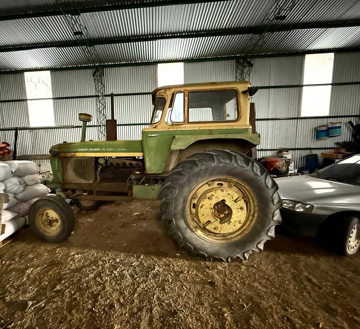 John Deere 3530, con Cabina Rumifer