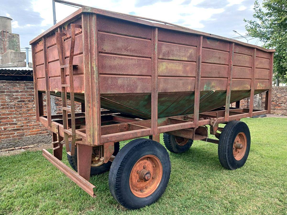 Tolva Semillera 6-7 TN