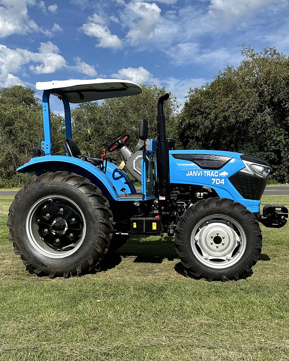 Tractor Janvi-trac 704 - 70hp