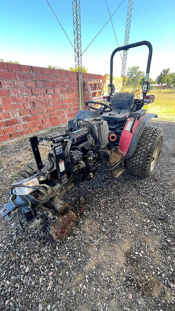 Tractor Apache Solís 26 HP Parquero