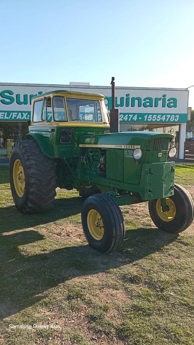Tractor John Deere 4420