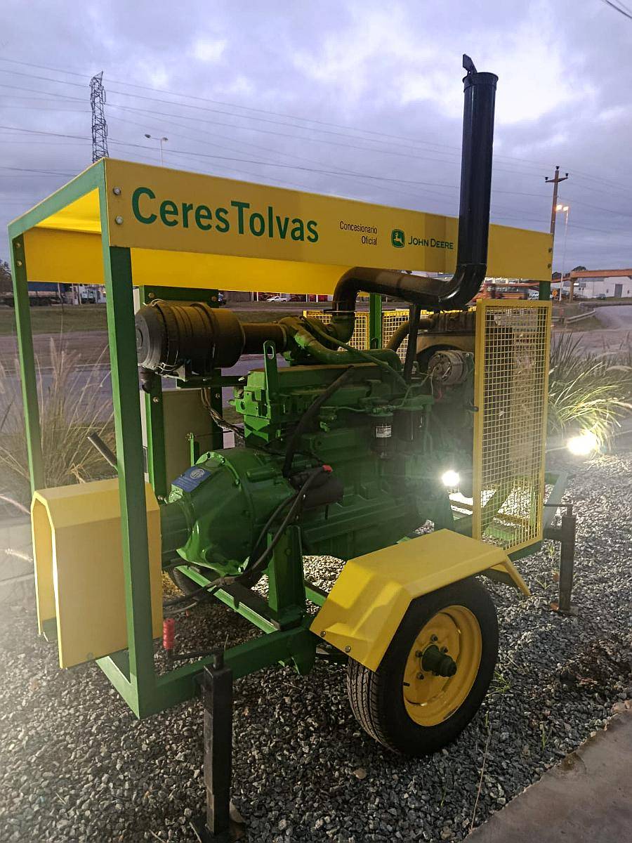 Motor John Deere 113 HP con Generador y Embrague