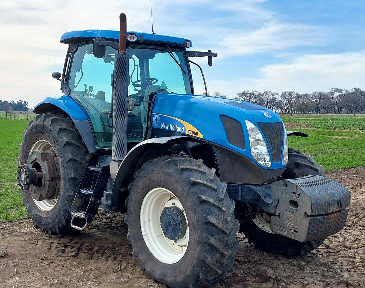 New Holland T7060 2011