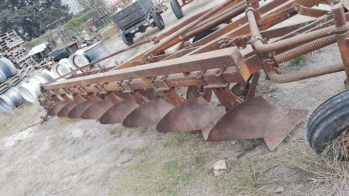 Se Venden Varias Arados