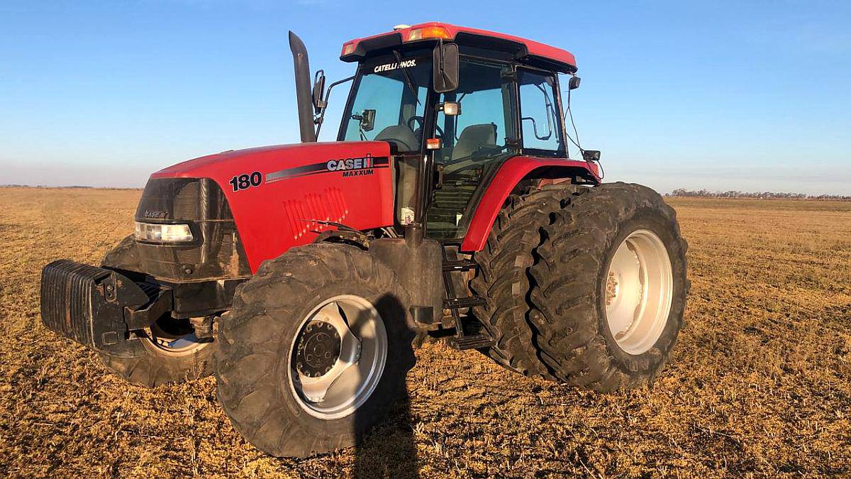 Tractor Case IH Maxxum 180, 180 HP, año 2012, 7.500 HS,