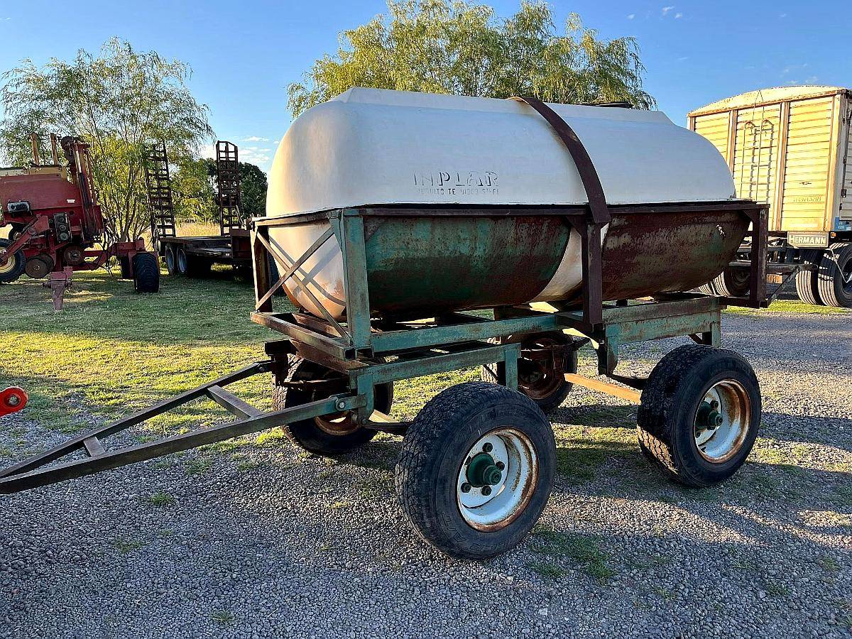 Carro Tanque de 2.500 Litros