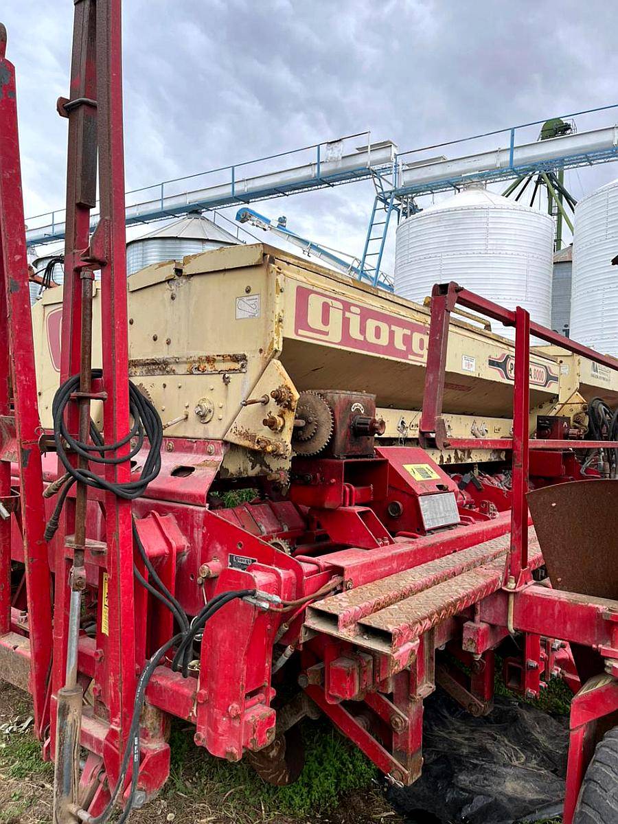 Sembradora Giorgi Precisa 8000