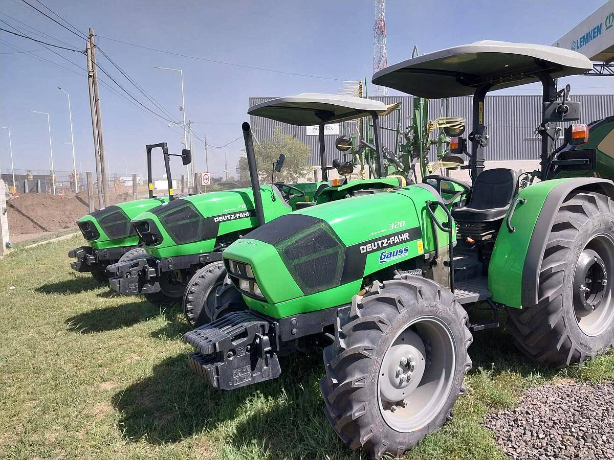 Tractor Deutz Fahr 320