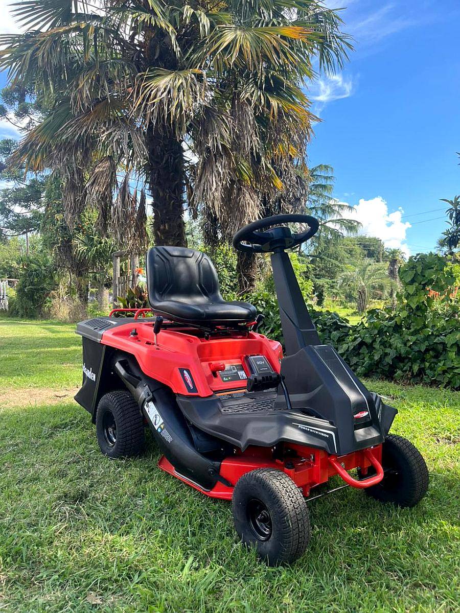 Tractor Corta Cesped Castel Garden 6 HP con Bolsa Recolector