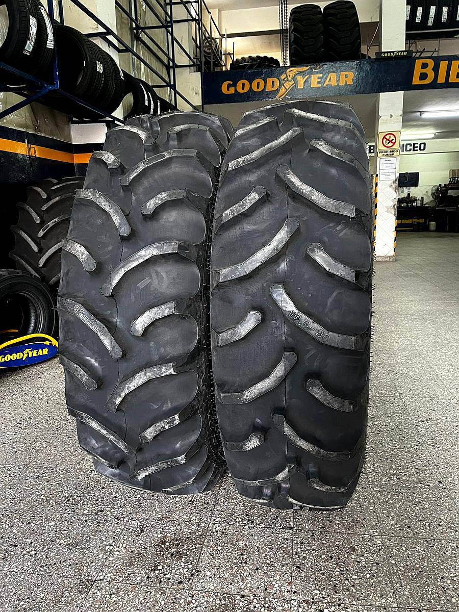 15.5-38 Dyna Torque III 8 Telas TT Goodyear
