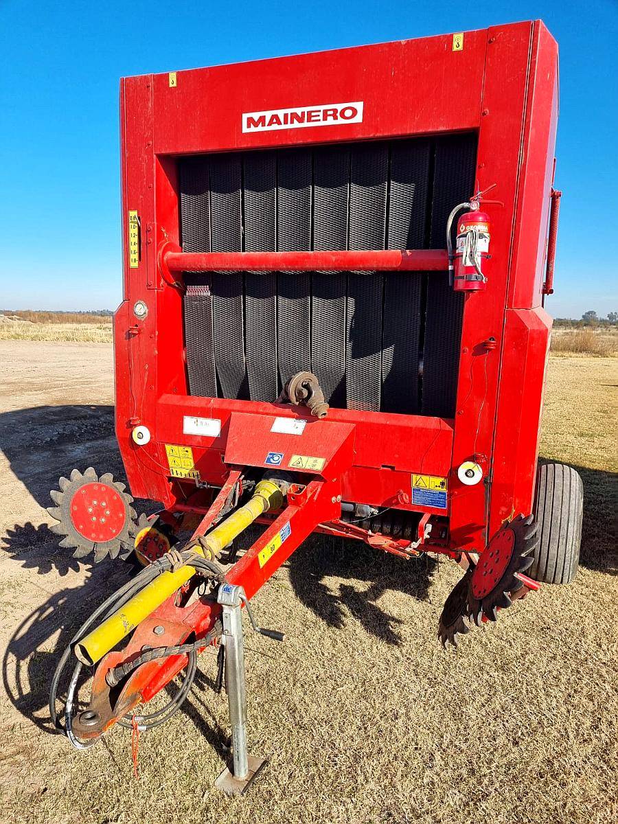 Rotoenfardadora Mainero 5880, Monitor MRE1000