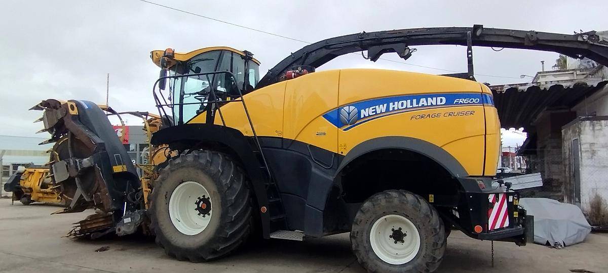 Picadora New Holland FR600