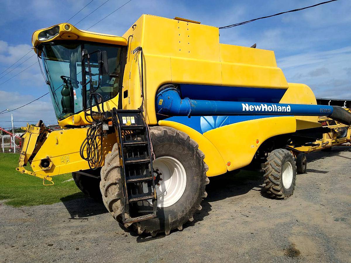 New Holland CS 660 - Modello 2006