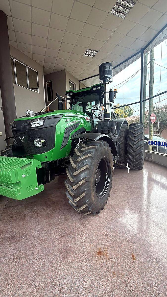 Bull 200hp con Piloto