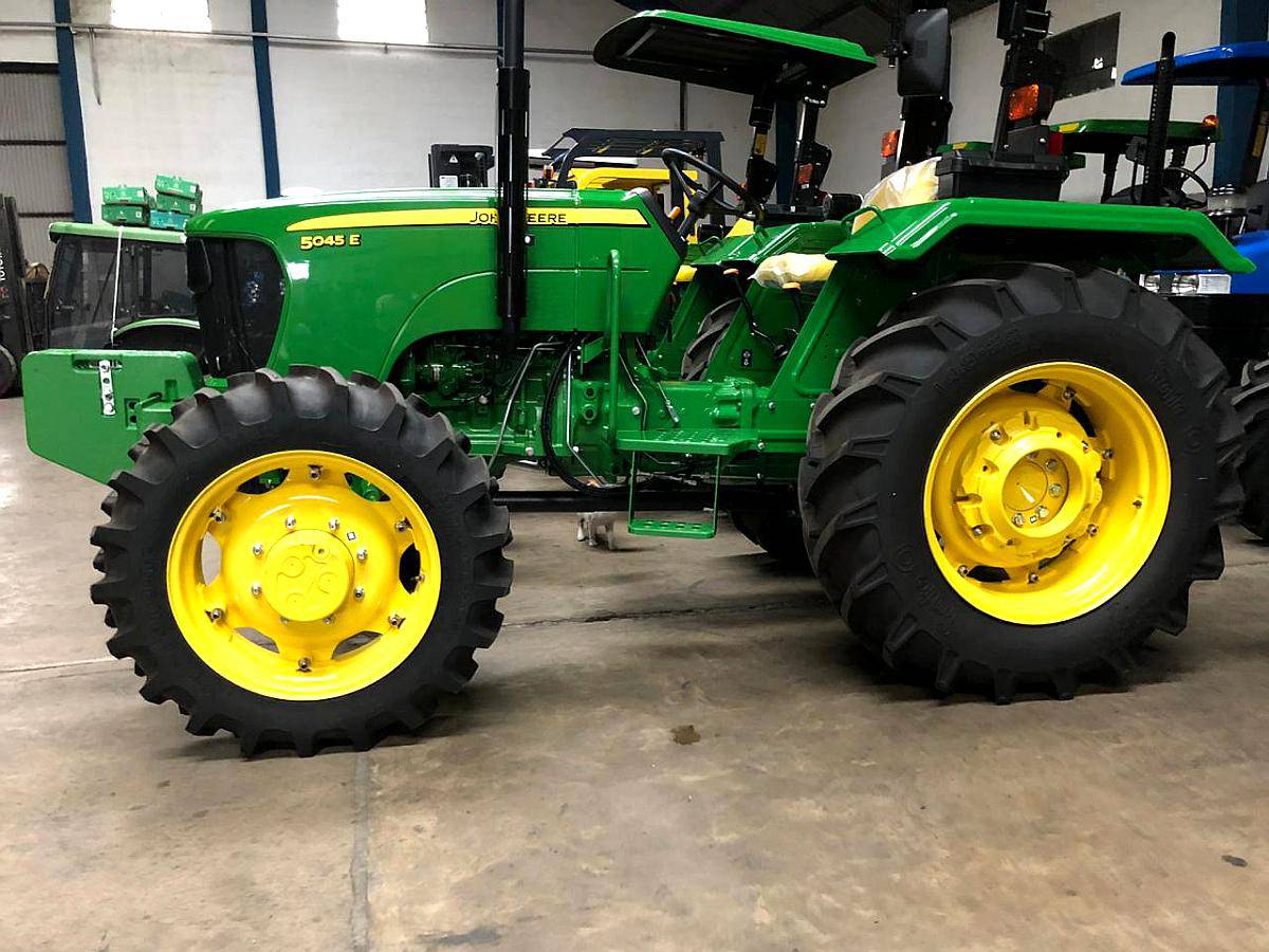 john-deere-5045-e-a-o-2018-agroads