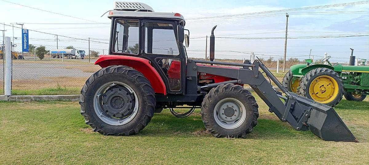 Tractor Massey Ferguson MF 290 RA Usado con Pala Ferrucci