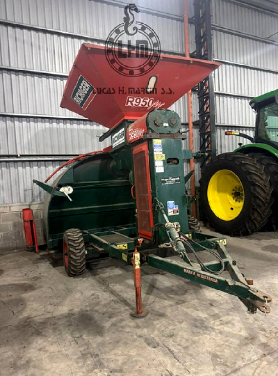 Embolsadora y Quebradora Richiger R 950