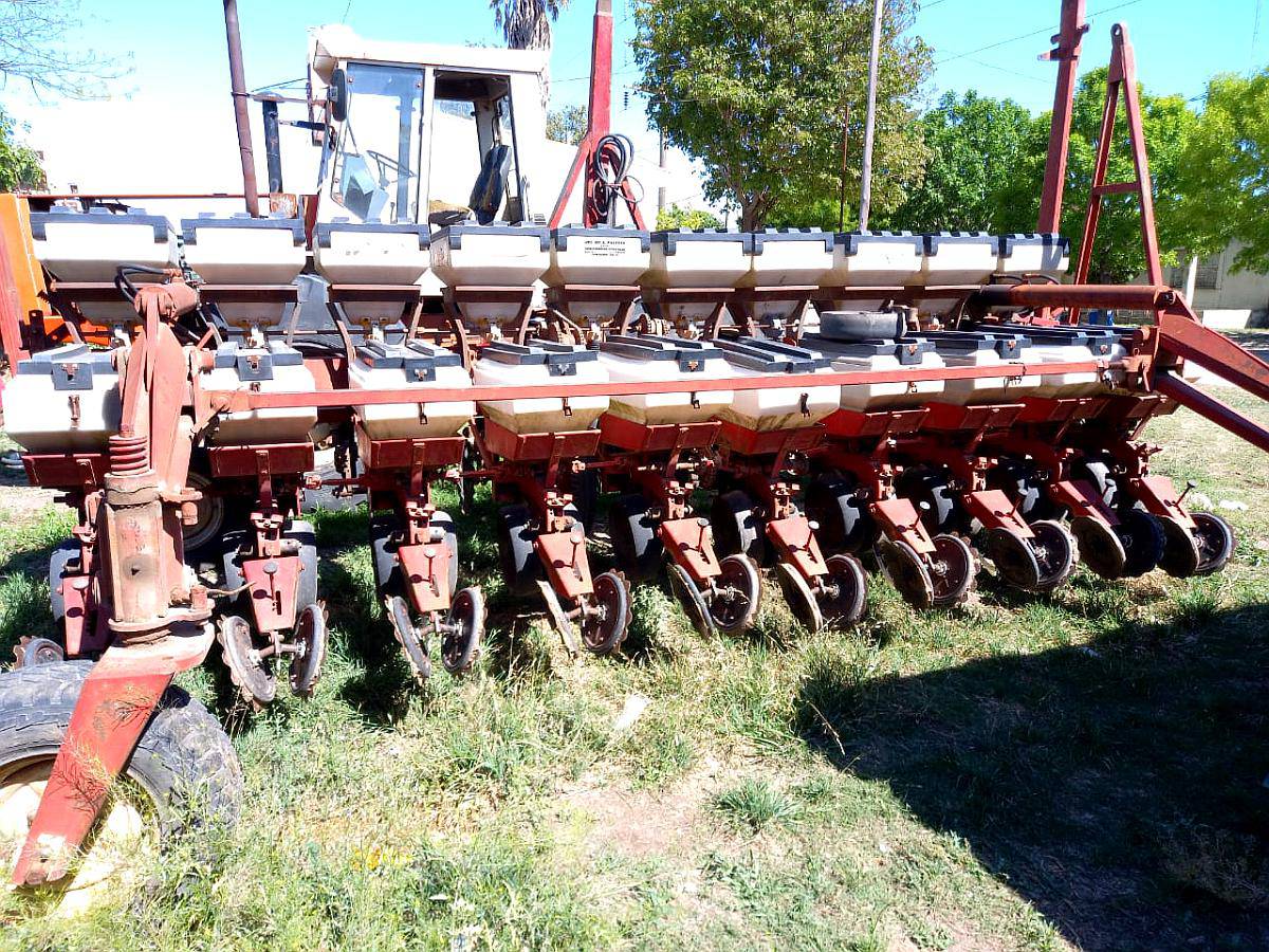 Sembradora Crucianelli 10 Surcos de 10 a 52 Buen Estado