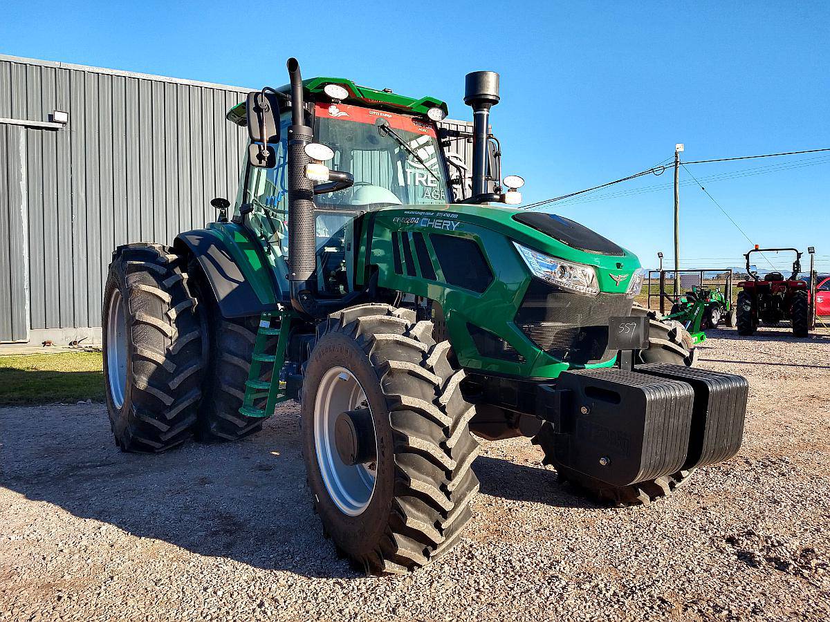 Tractor Chery Rs2204-c 225 HP Centro Hidraulico Cerrado
