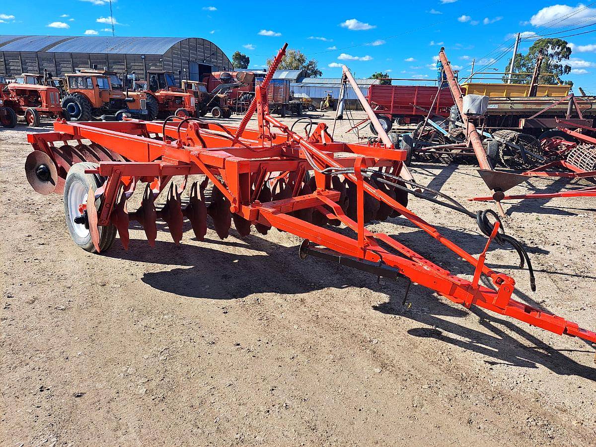 Rastra Apache Excéntrica de 32 Discos de 23 Pulgadas