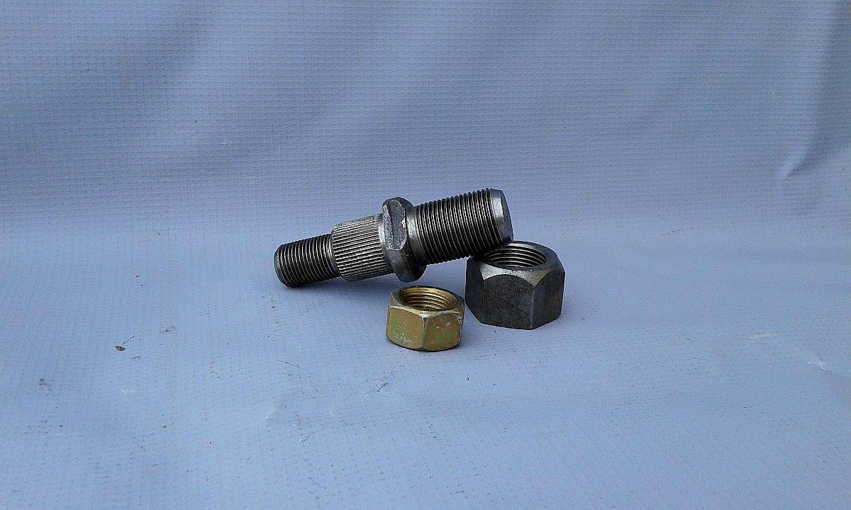 Bulon de Rueda Zanello Pauny