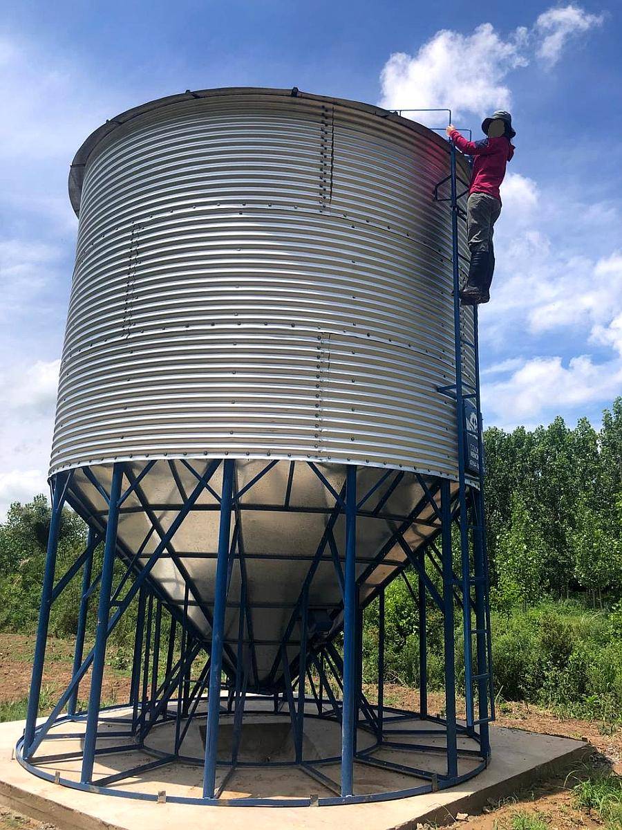 Silo Aereo 40 TN. Cono a 45