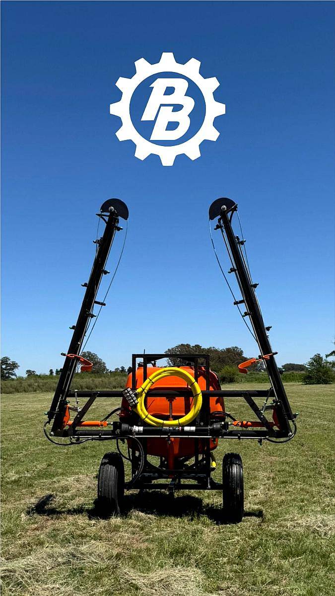 Pulverizadora de Arrastre y 3 Puntos Praba Andariego 600 Lts
